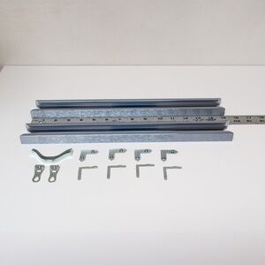 Like new Shiny silver metal frame kit - Graphic Dimensions